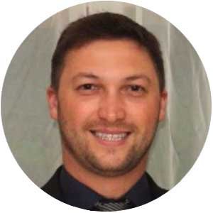 Dr. Gustavo Picolotto
